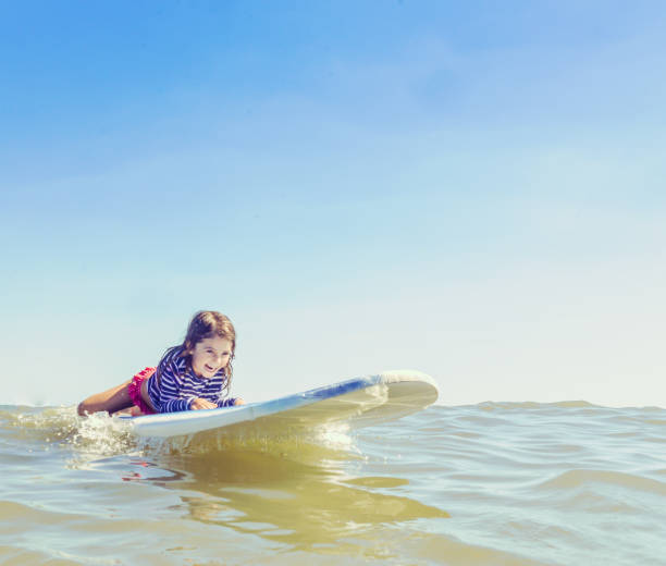 istock Surfing Sweetheart 929304658