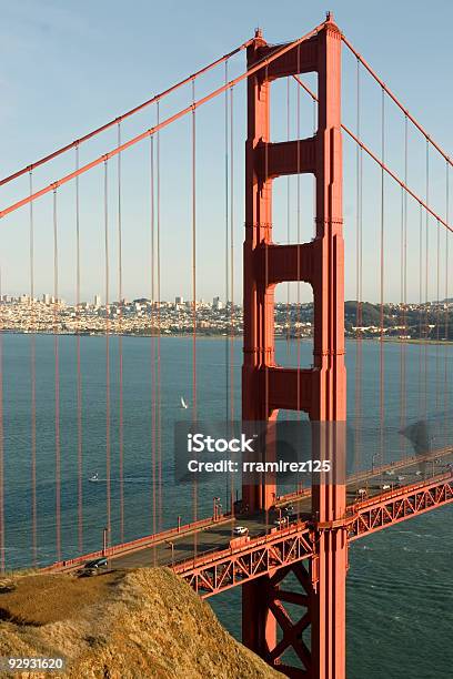 Torre De Golden Gate - Fotografias de stock e mais imagens de Ao Ar Livre - Ao Ar Livre, Fotografia - Imagem, Golden Gate Bridge