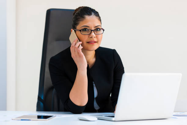 istock Giving helpful advice to her clients 929393674