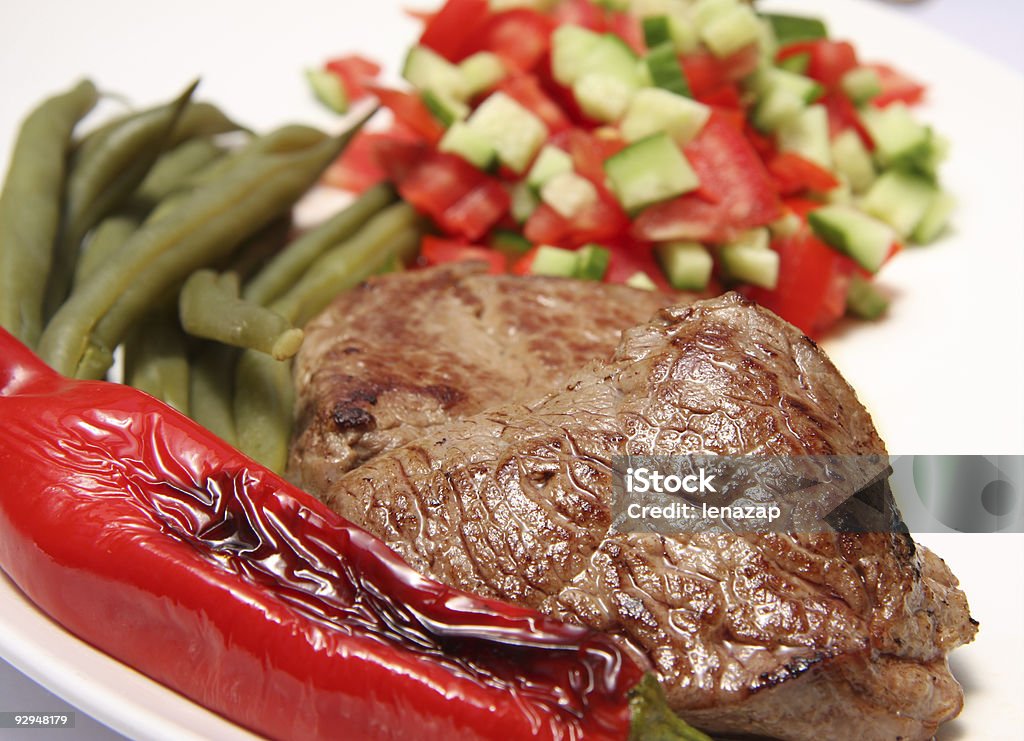 Bife com produtos hortícolas - Royalty-free Bife Foto de stock