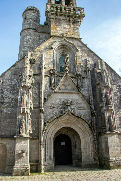 confort-meilars. eglise notre-dame de confort. finistère. bretagne - audierne photos et images de collection