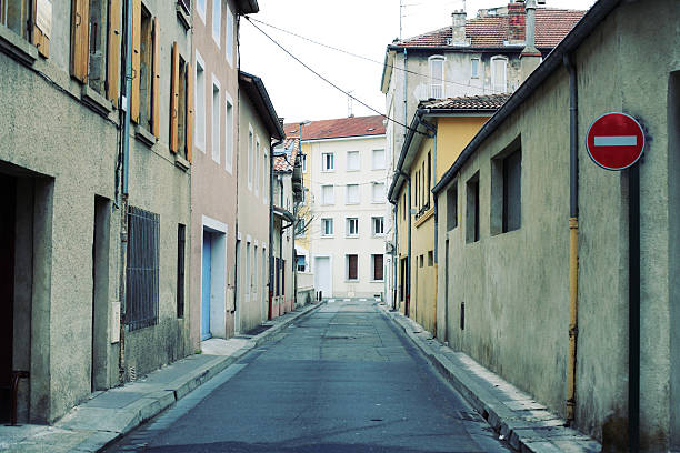istock European Street 92957287