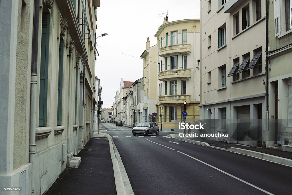 Ruhigen Straße im kleinen französischen Stadt - Lizenzfrei Altstadt Stock-Foto