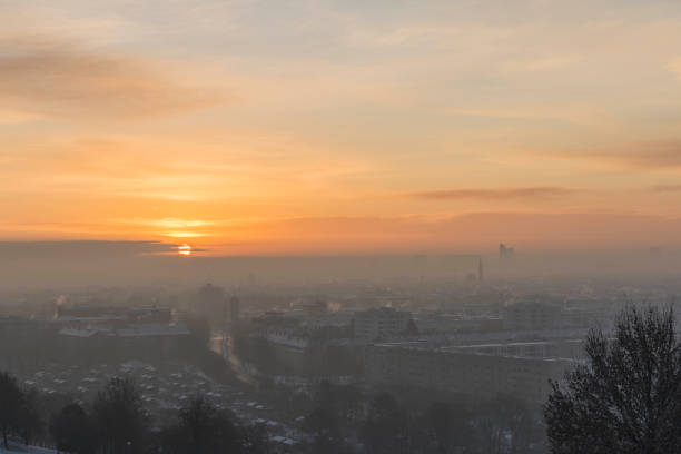 istock Sunrise over the city 929603624