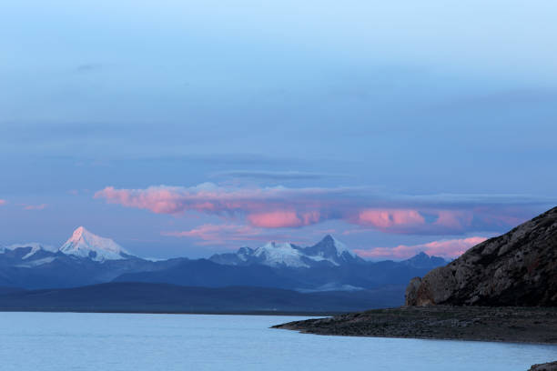 istock Namtso at sunset  in Tibet 929632878