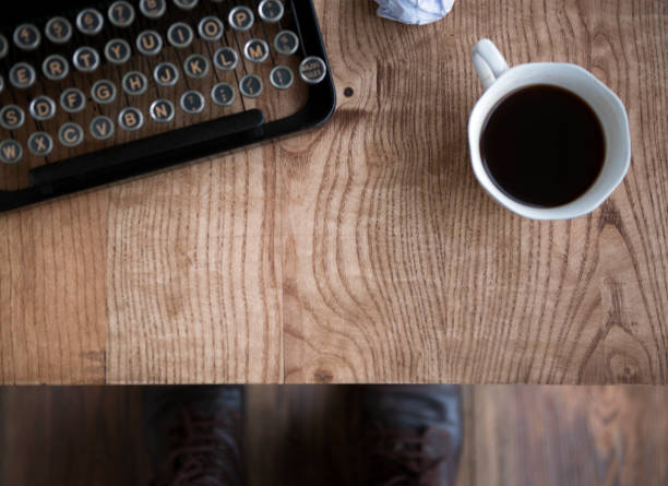 istock Vintage writer's equipment 929639622