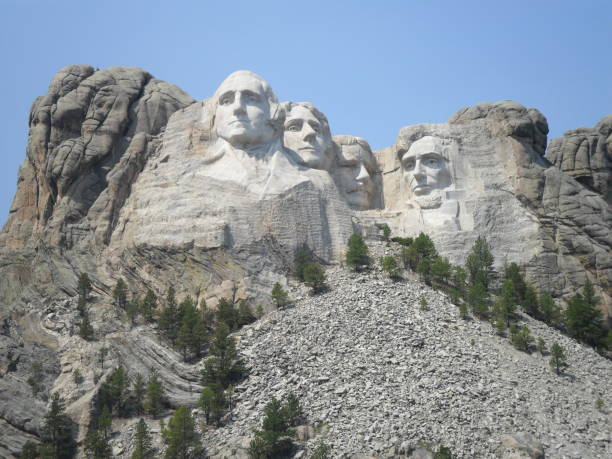 istock Washington, Jefferson, Roosevelt, Loncoln 929666330