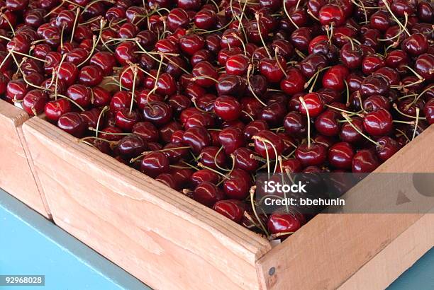Box Of Cherriesenglische Redewendung Stockfoto und mehr Bilder von Beere - Obst - Beere - Obst, Biegung, Bunt - Farbton