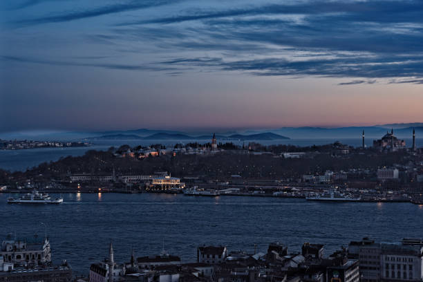 istock Sunset time to Istanbul bosphorus golden horn 929693834