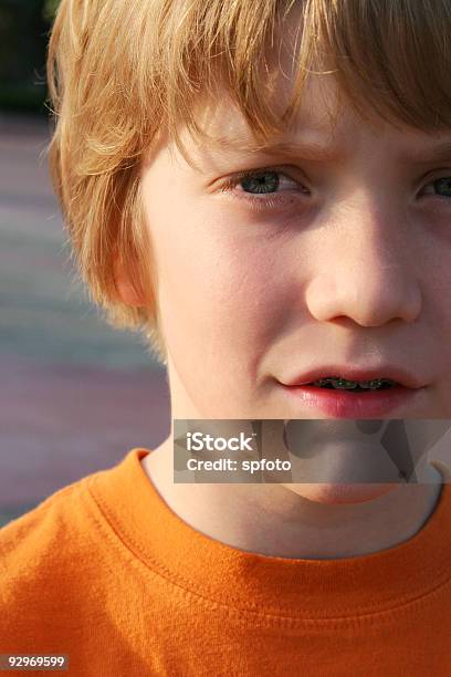 Zbliżenie - zdjęcia stockowe i więcej obrazów Błękitne oczy - Błękitne oczy, 10-11 lat, 12-13 lat