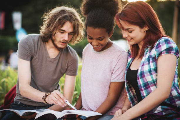 istock Tutor student showing the easier way to learn the lesson 929754172