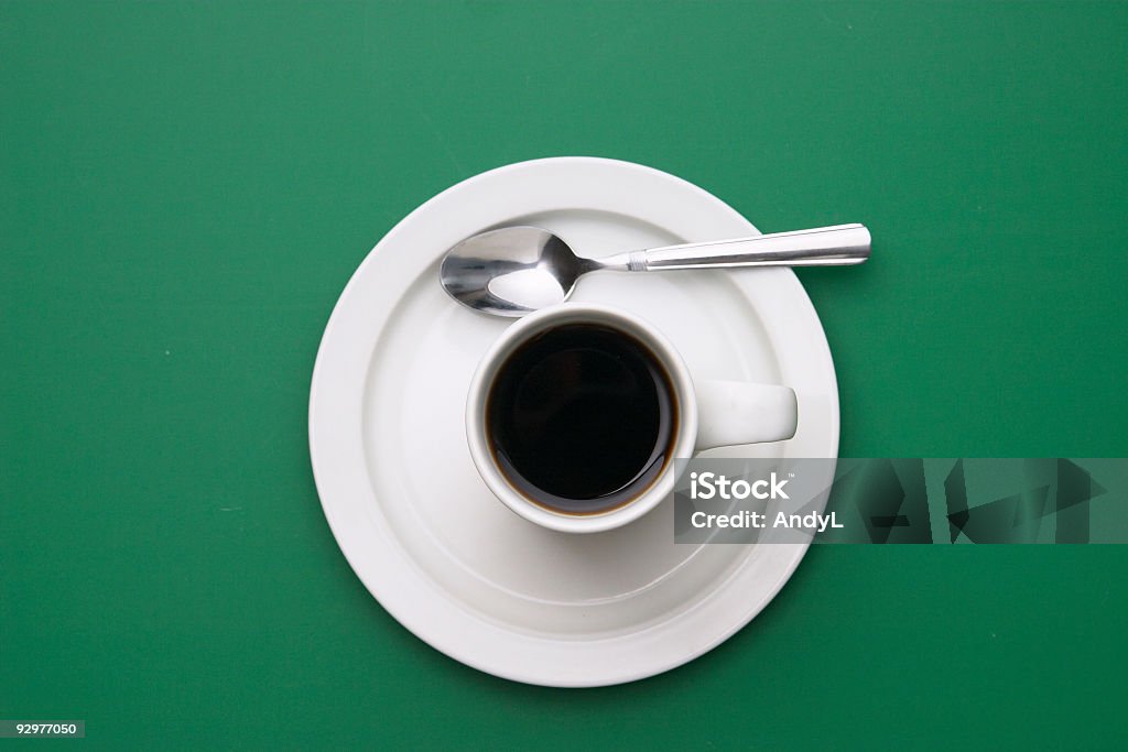 Cuillère à café avec vert - Photo de Blanc libre de droits