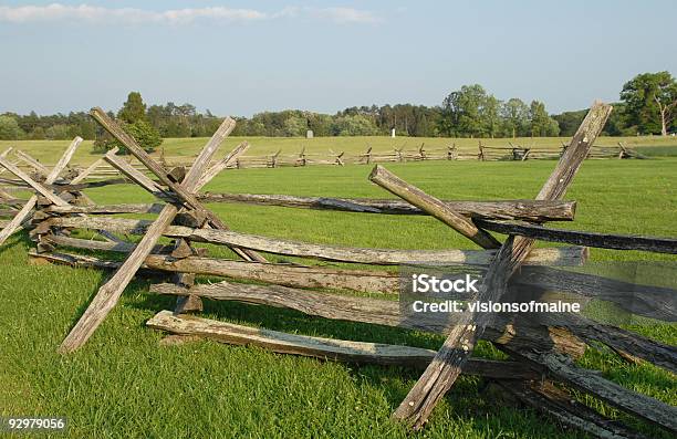 Tren Valla En El Campo De Batalla Manassas Foto de stock y más banco de imágenes de Aire libre - Aire libre, Alexandria - Virginia, Arlington