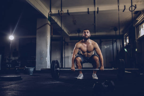 istock Strong man in the gym 929793786