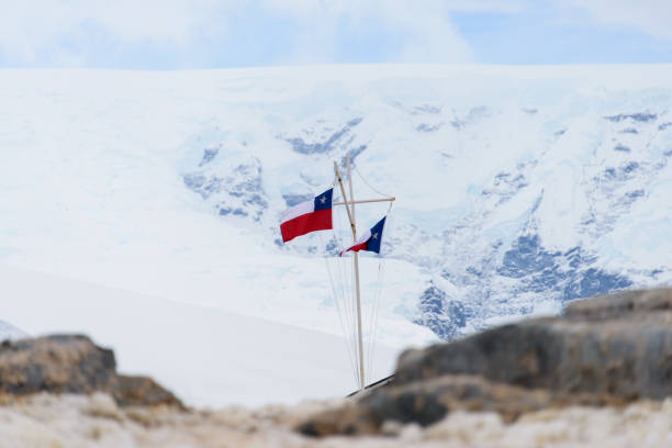 istock Chilean Antarctic research station 929797414