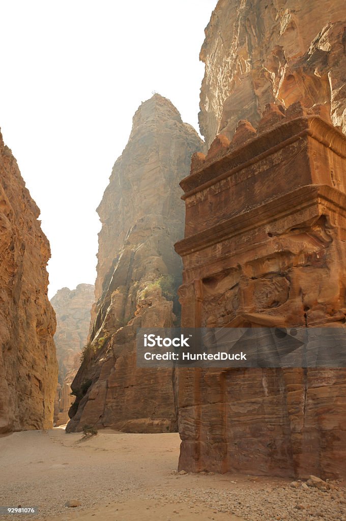 Alba nella città di Petra, Giordania - Foto stock royalty-free di Amman