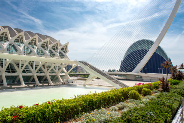 l’agora (cité des arts et sciences) à valence - valencia province valencia european culture ciutat de les arts i les ciencies photos et images de collection