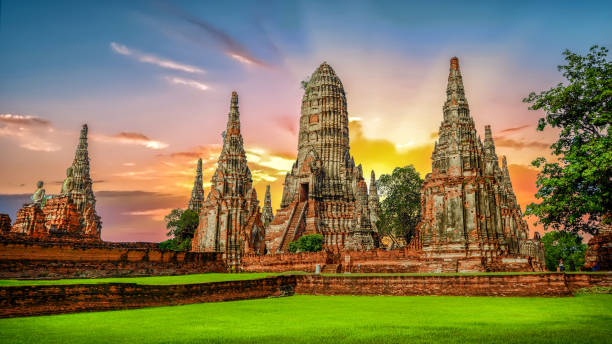 paisaje parque histórico de ayutthaya en ayutthaya - thailand asia famous place stone fotografías e imágenes de stock