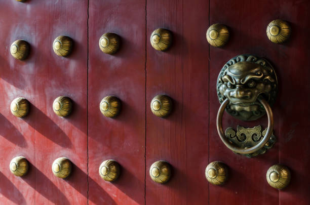 istock Traditional Chinese Door. 929877936