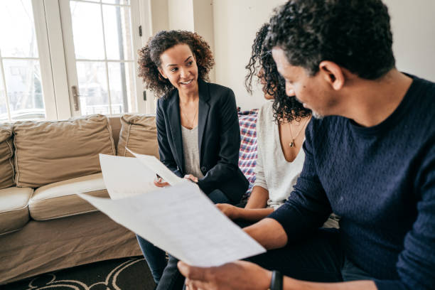 istock Financial consultation at home 929884166