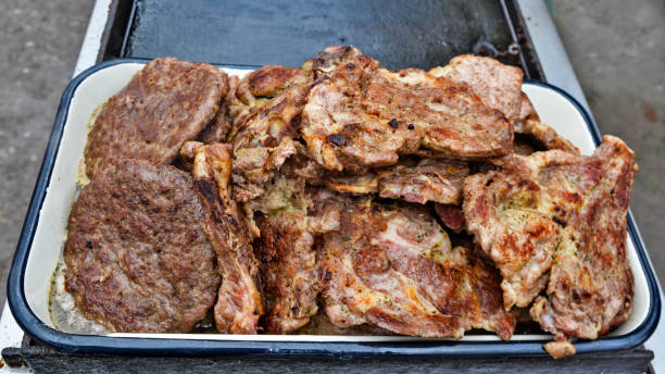 istock Roast pork and burger in a bowl 929884730