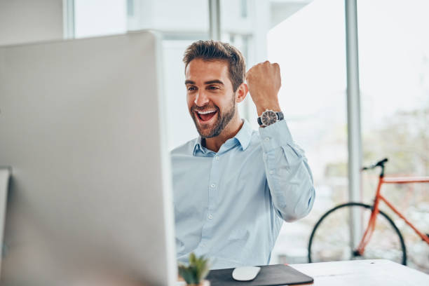 istock Guess who just bagged another deal 929937508