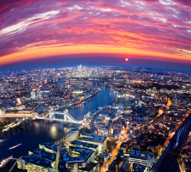 istock London city sunset 929949428