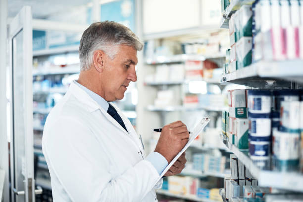 istock Monitoring daily operations of the pharmacy 930026674