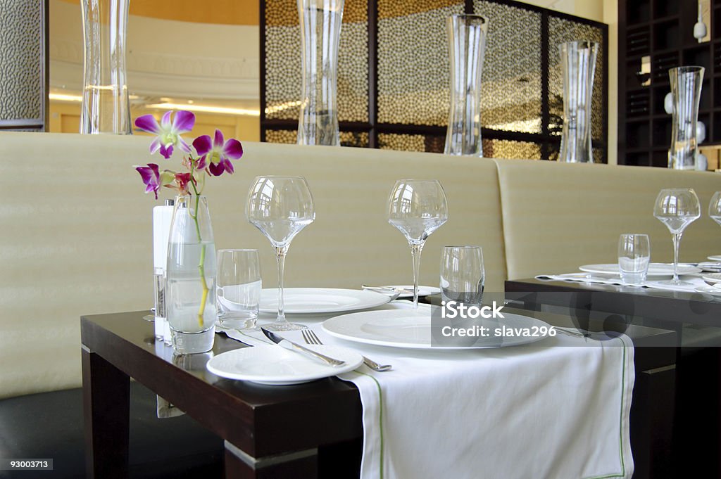 Restaurante en hotel de lujo, Dubai, Emiratos Árabes Unidos - Foto de stock de Ayuda libre de derechos