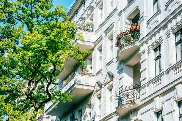 istock Apartment House in Berlin, Kreuzberg 930076298