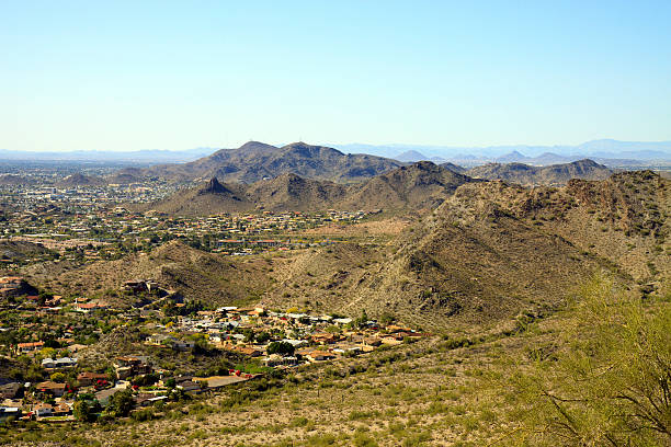 istock Arizona Mountains and suburban Phoenix houses 93008884