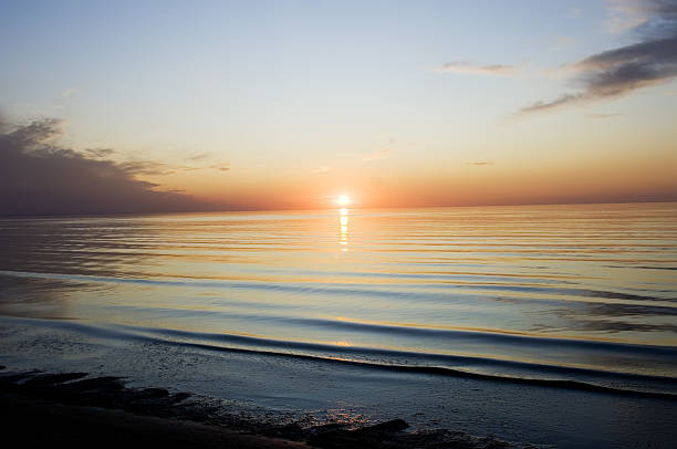 istock Sunset of  sun above  sea 93010169