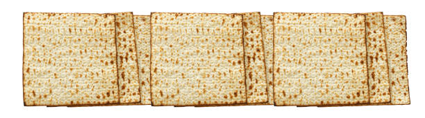 sfondo striscione pasqua con matzoh isolato su bianco. - passover seder judaism afikoman foto e immagini stock