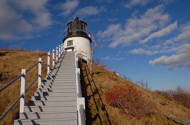 лестницы с owls руководитель - owls head lighthouse стоковые фото и изображения