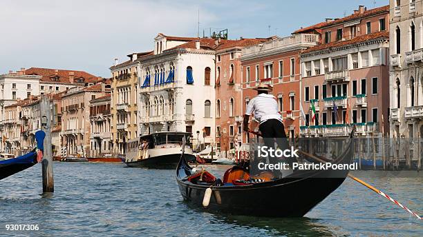 Gondoliere Auf Den Canale Grande In Venedig Italien Stockfoto und mehr Bilder von Architektur