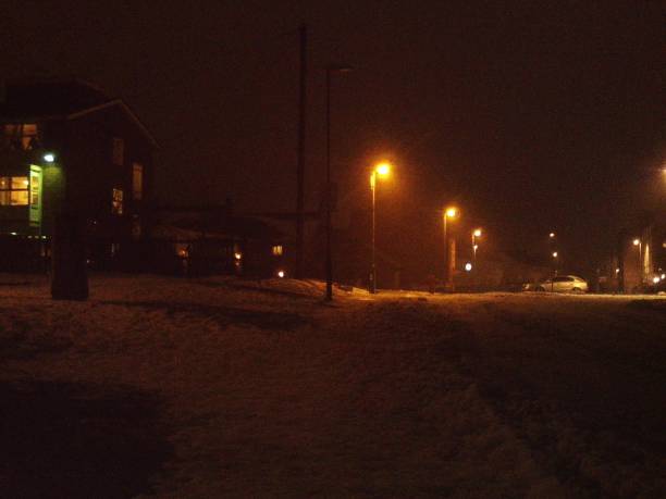 istock Snowy Snowy Nights. 930279176