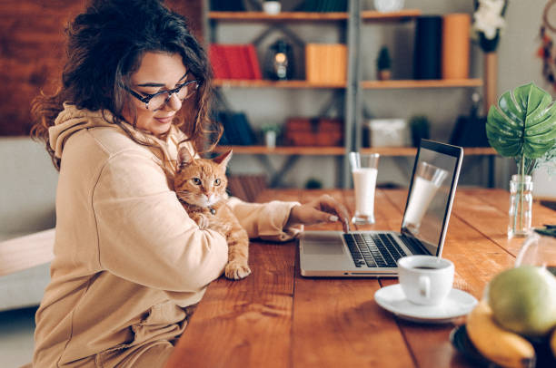 istock Pleasure and business at home 930286992