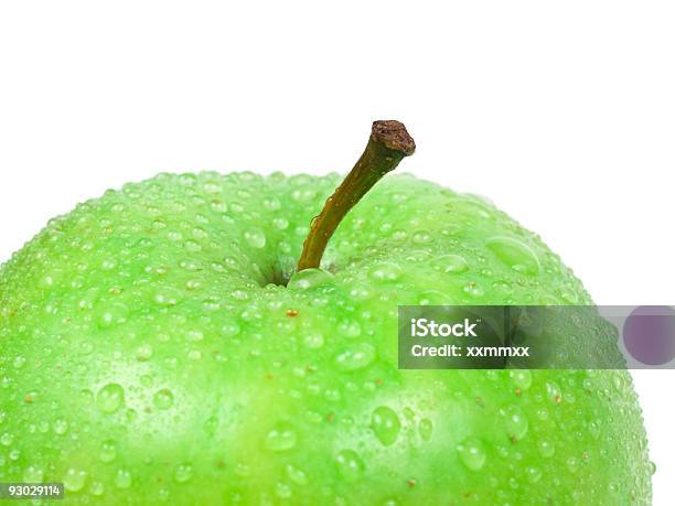 Apple Foto de stock y más banco de imágenes de Agua - Agua, Alimento, Color - Tipo de imagen