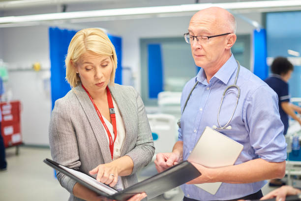 istock medical business relationship 930312736