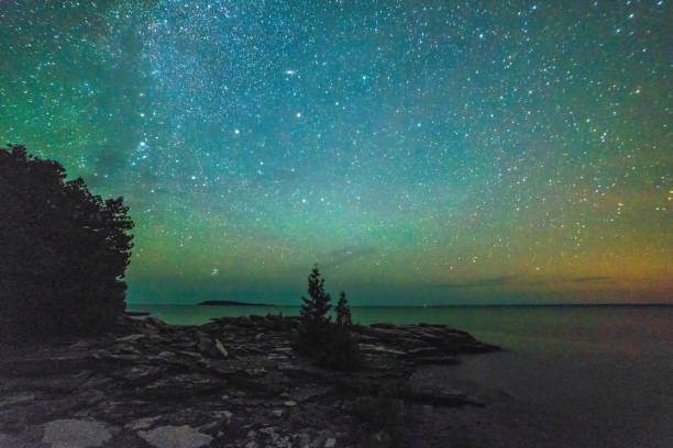 istock Beautiful bright starry summer night night sky along the Niagara escarpment 930385794