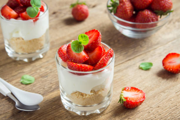 istock Strawberry cheesecake in glasses 930424682