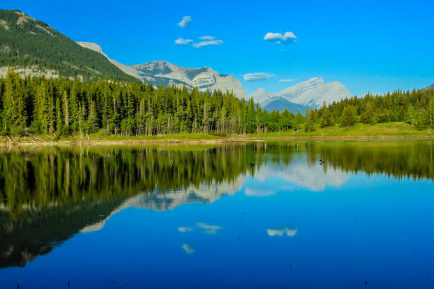 istock Middle Lake, Bow Valley Provincial Park, Alberta, Canada 930495158
