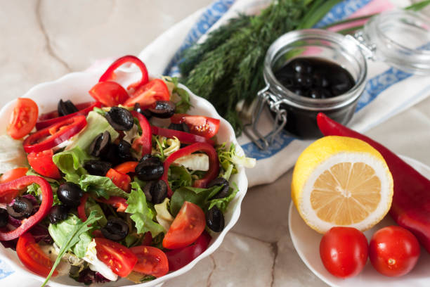 istock Organic vegetarian salad with vegetables and sauce. 930499070
