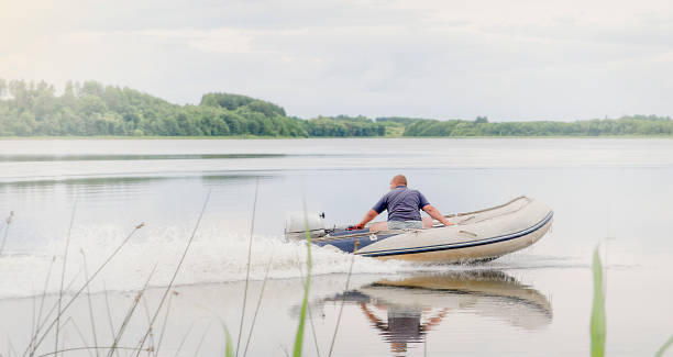 istock The man on the boat 930504844