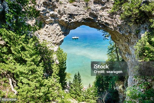 Arch Rock On Mackinac Island Stock Photo - Download Image Now - Mackinac Island, Michigan, Lake Huron
