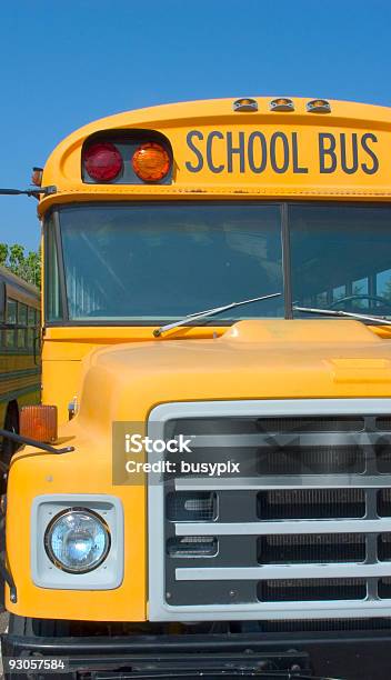 Foto de Ônibus Escolar 3 e mais fotos de stock de Amarelo - Amarelo, Azul, Cor Vibrante