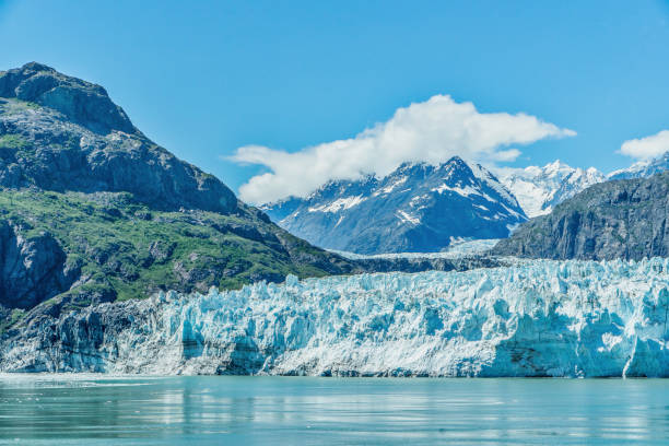 istock Glacier in Glacier Bay, Alaska 930588040