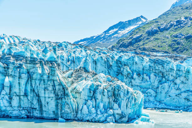 istock Glacier in Glacier Bay, Alaska 930588552