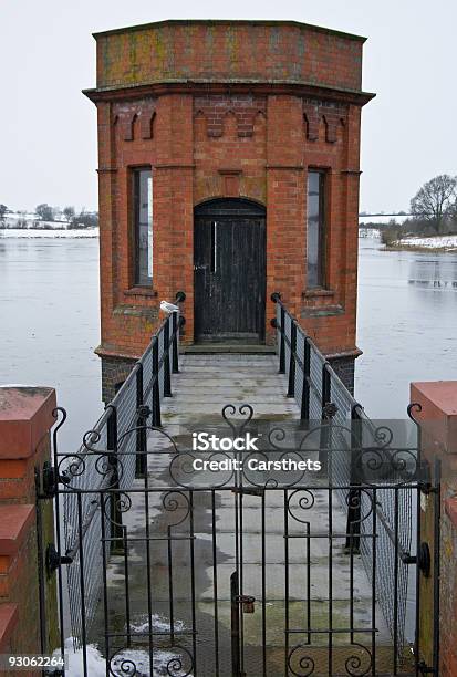 Depósito De Bomba Tower Foto de stock y más banco de imágenes de Northamptonshire - Northamptonshire, Agua, Aire libre