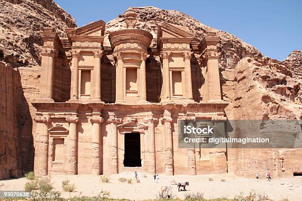 Monestery W Petrze Jordan - zdjęcia stockowe i więcej obrazów Arabia - Arabia, Architektura, Azja Zachodnia